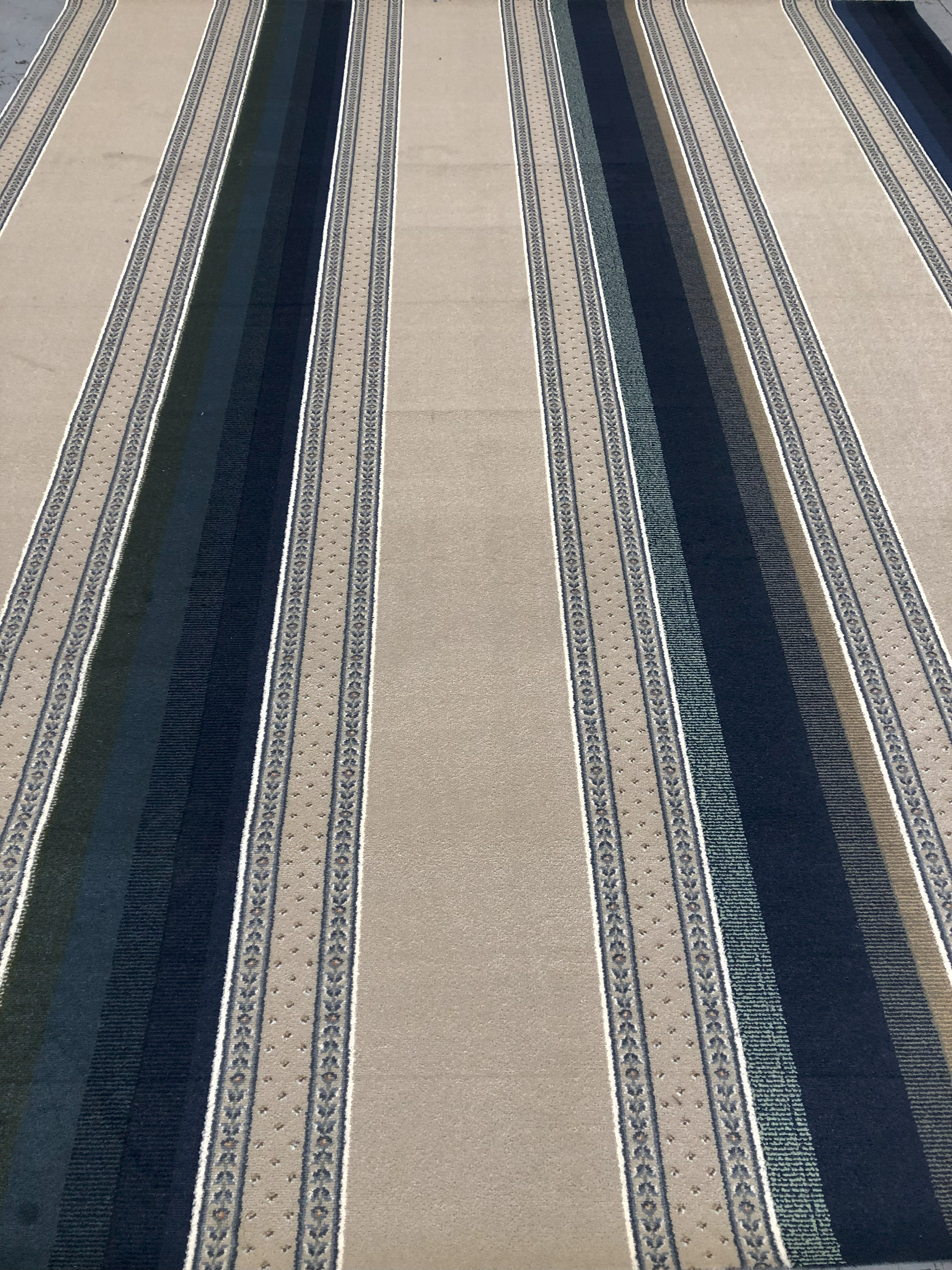 >ULSTER SHERIDEN PROVENCALE BIZARRE 